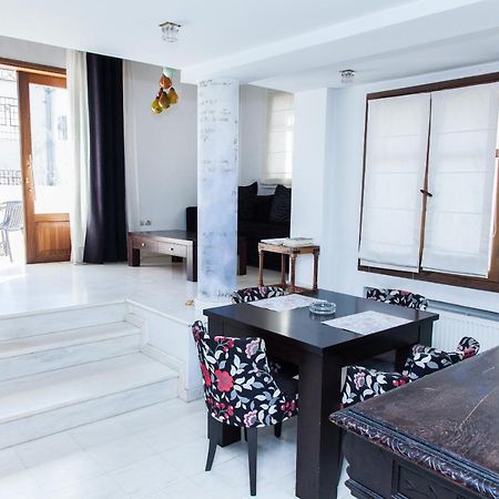 Unique Apt W/ Veranda Walking Distance To Sites Leilighet Athen Eksteriør bilde